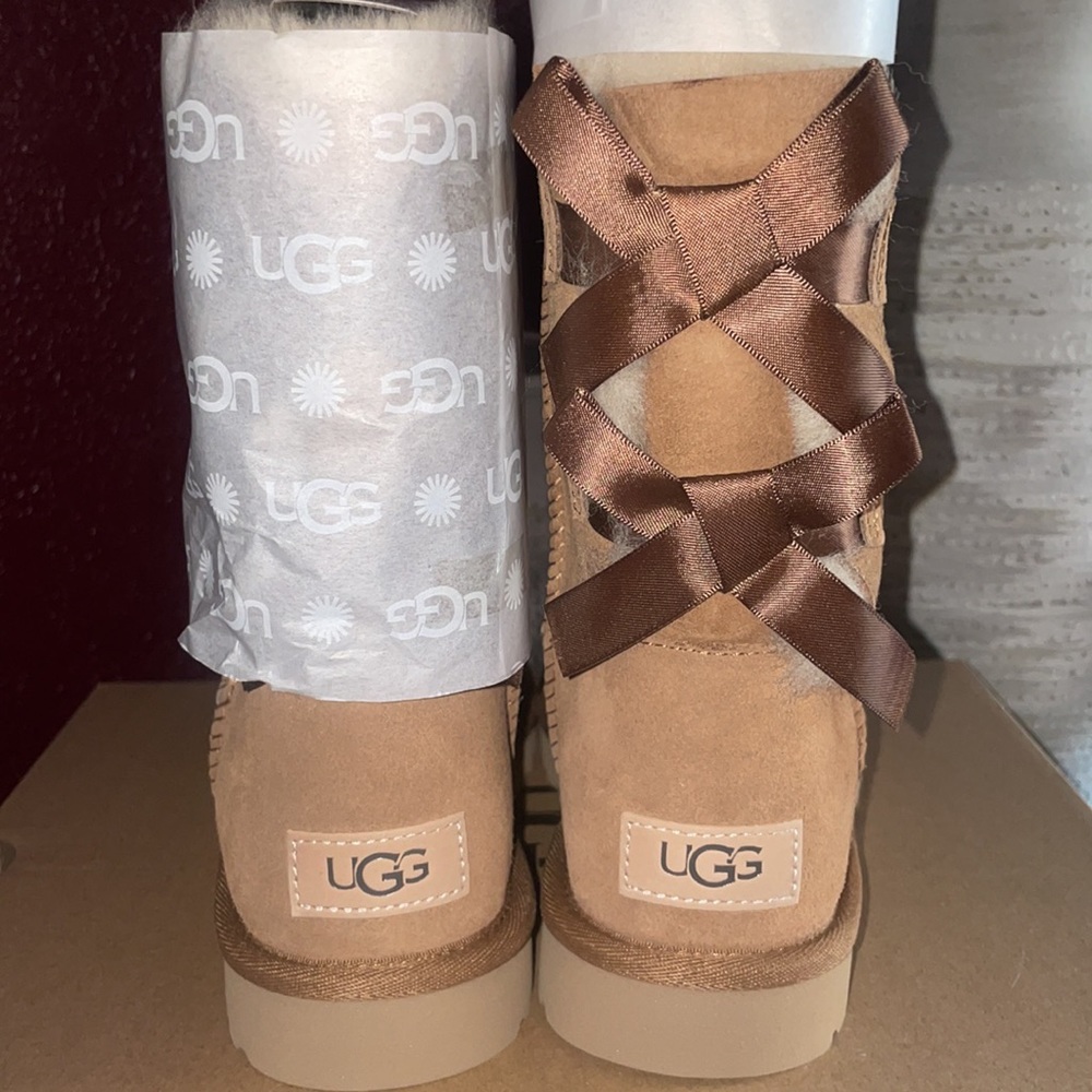 🆕 Bailey Bow II UGG